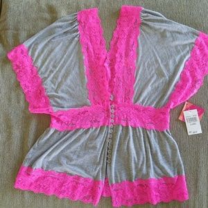 NWT 6 Degrees Lace Blouse